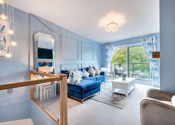 Belsfield * باونيس أون وينديرمير