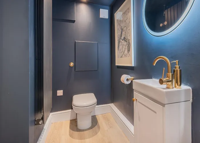 بيت للعطل Belsfield